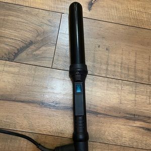 NuMe Curling Wand